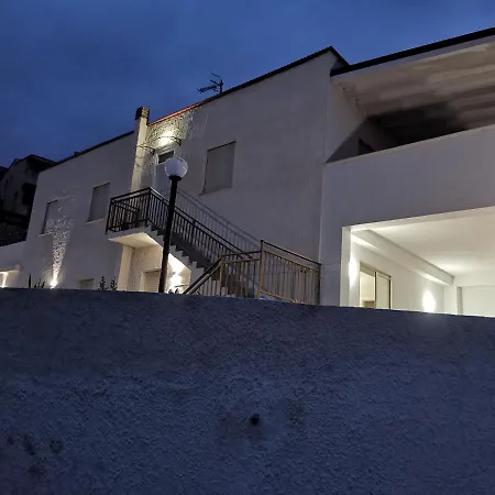 Villaparadiso Seccagrande 2 *